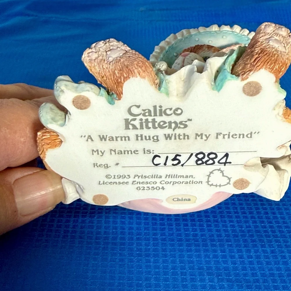VTG ~ Calico Kittens ~ A Warm Hug with my Friend ~ Retired Collection